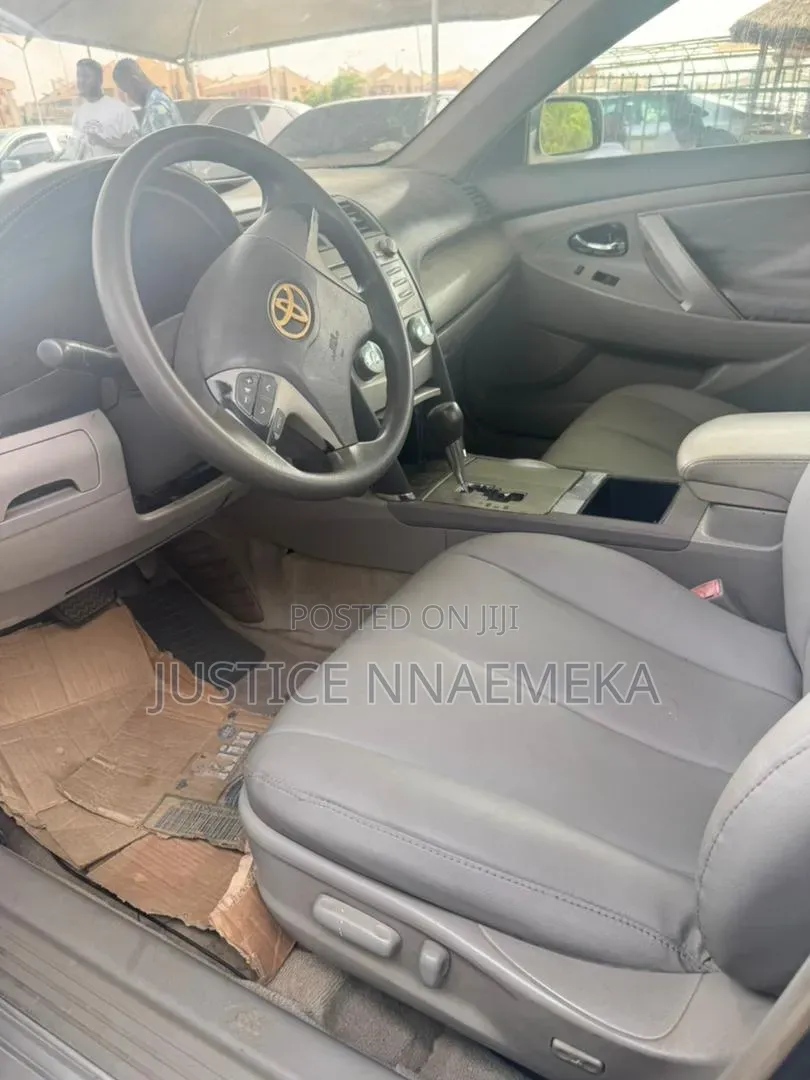 Toyota Camry 2008 Silver