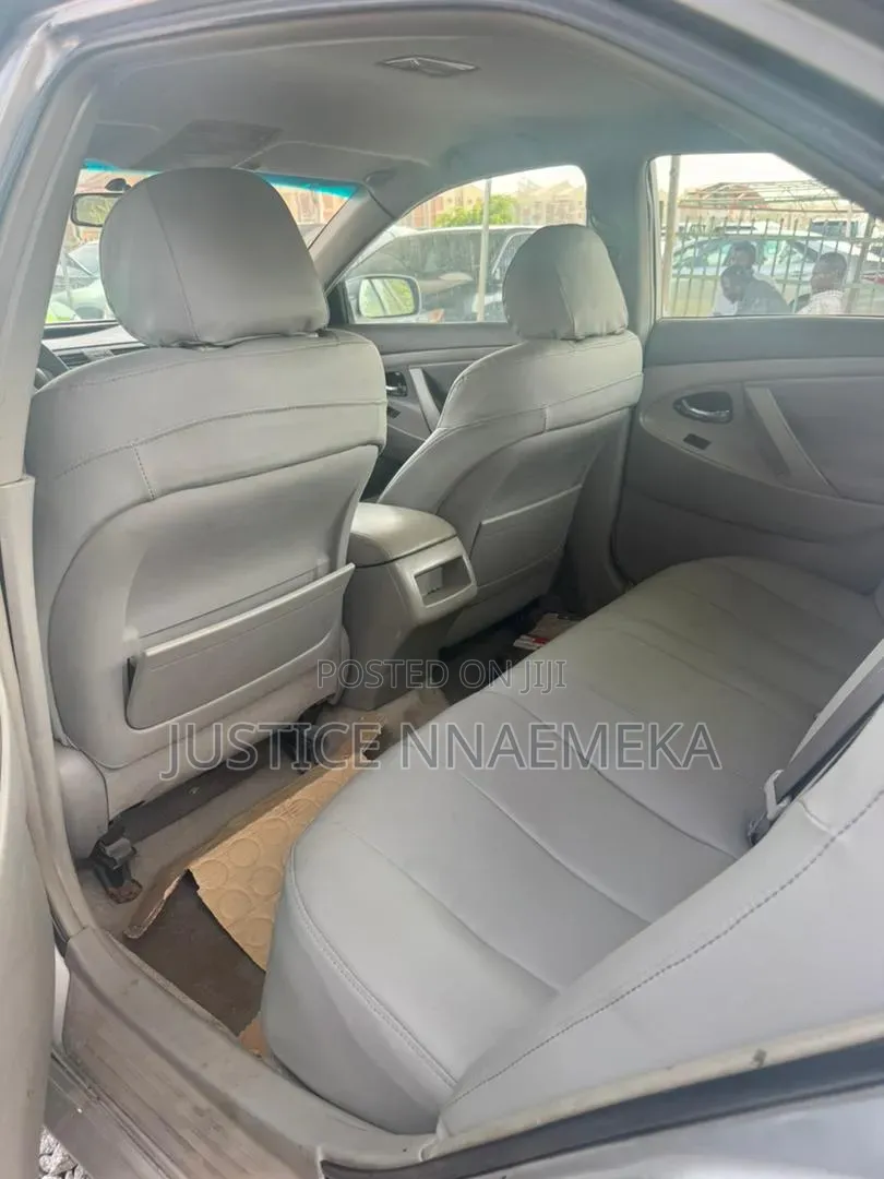 Toyota Camry 2008 Silver