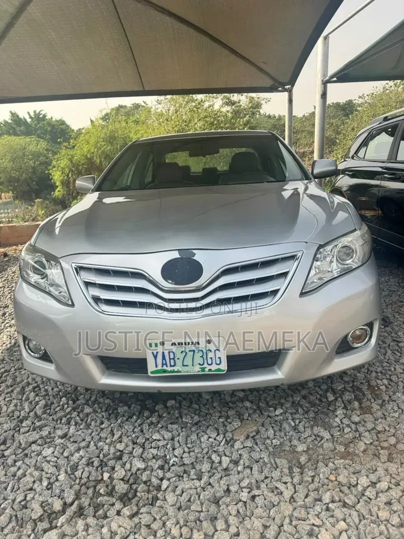 Toyota Camry 2008 Silver