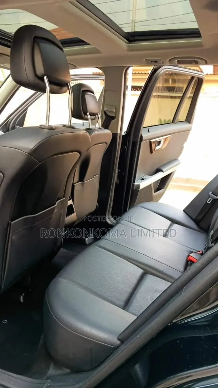 Mercedes-Benz GLK-Class 2014 Black