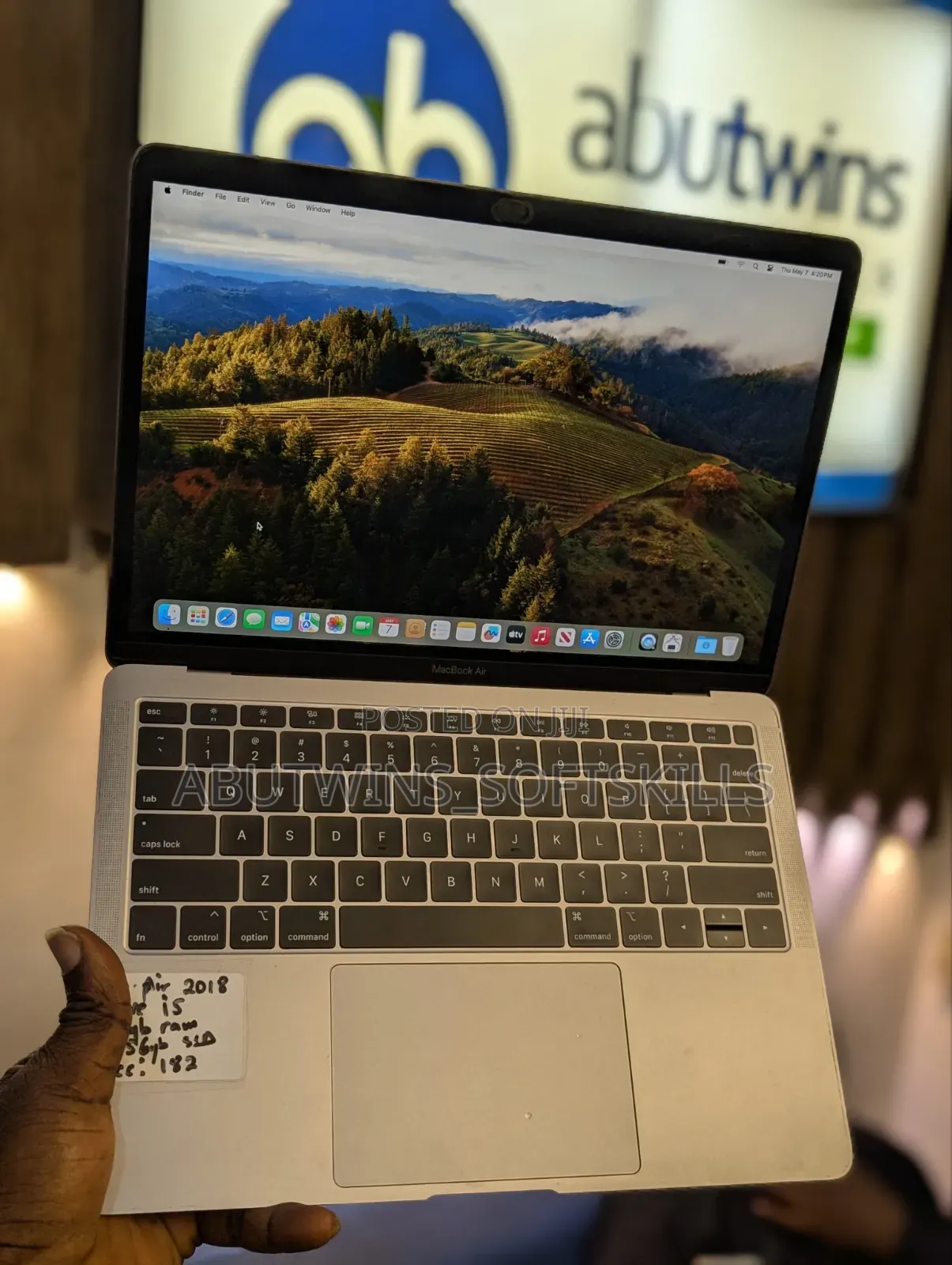 Laptop Apple MacBook Air 2018 8GB Intel Core i5 SSD 256GB
