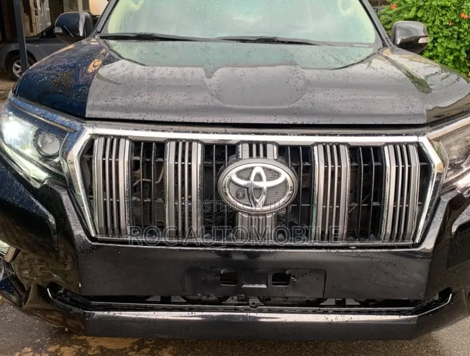 Toyota Land Cruiser Prado 2013 Black