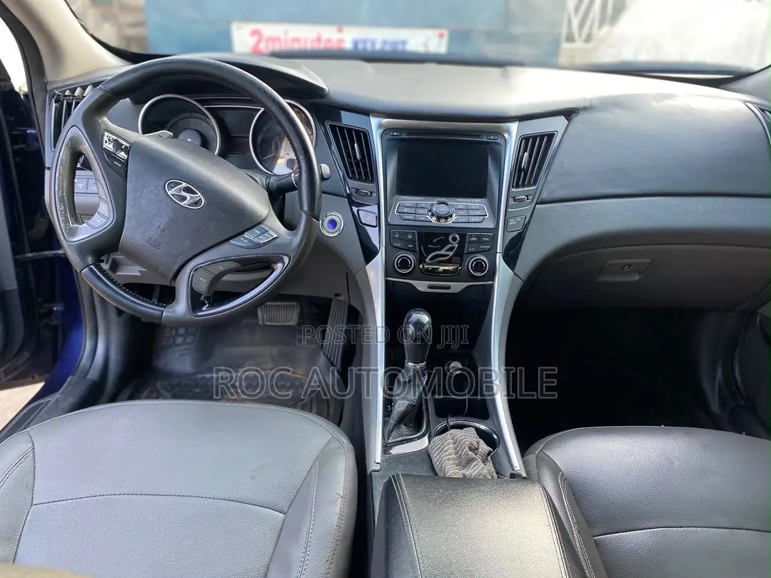 Hyundai Sonata 2012 Blue