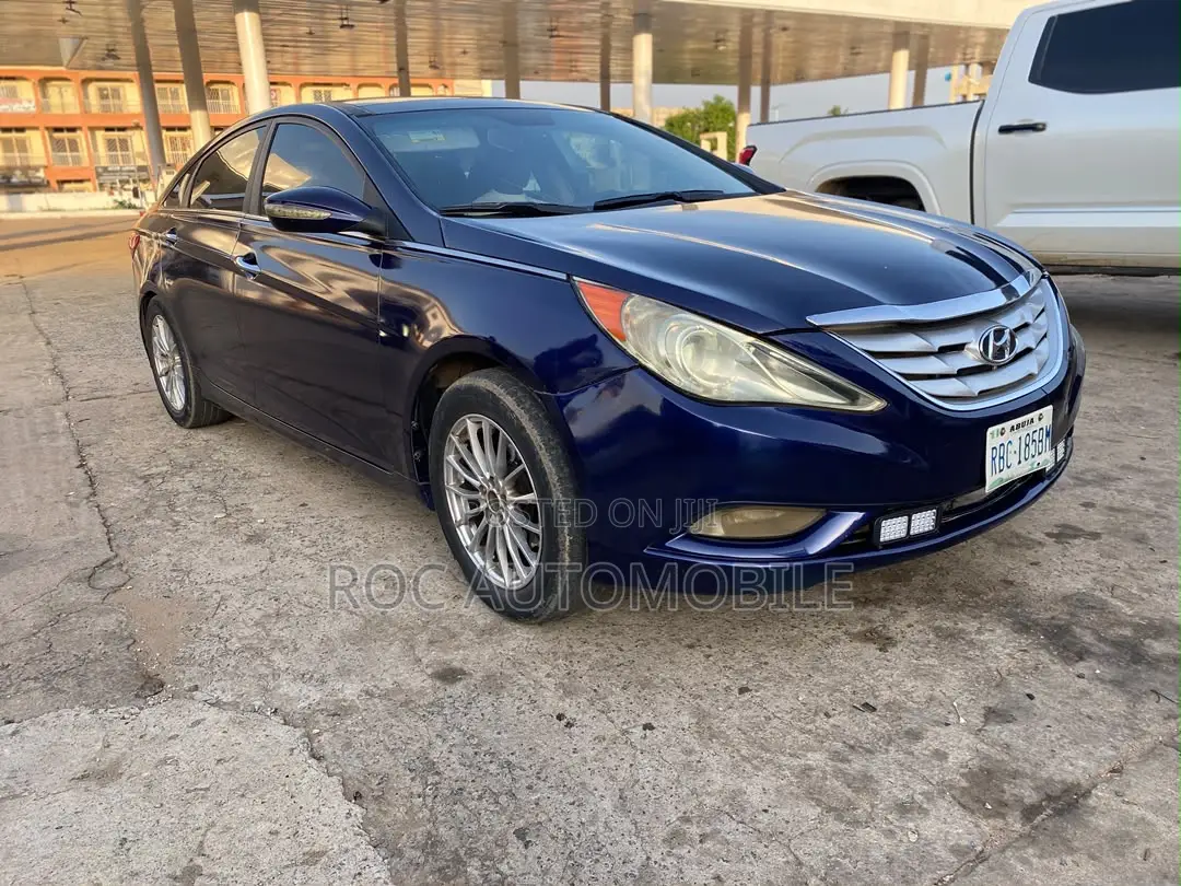 Hyundai Sonata 2012 Blue