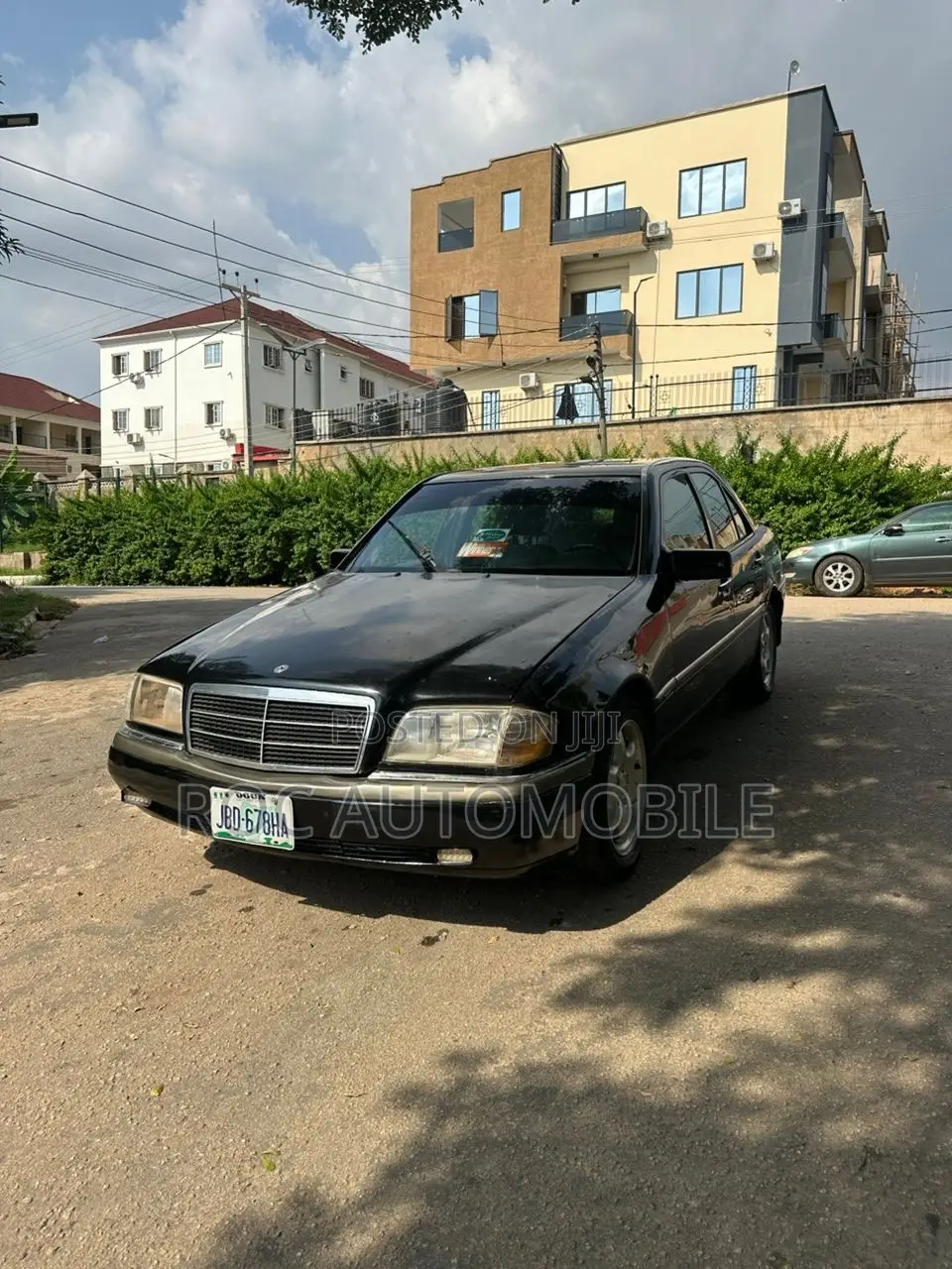 Mercedes-Benz C200 2010 Black