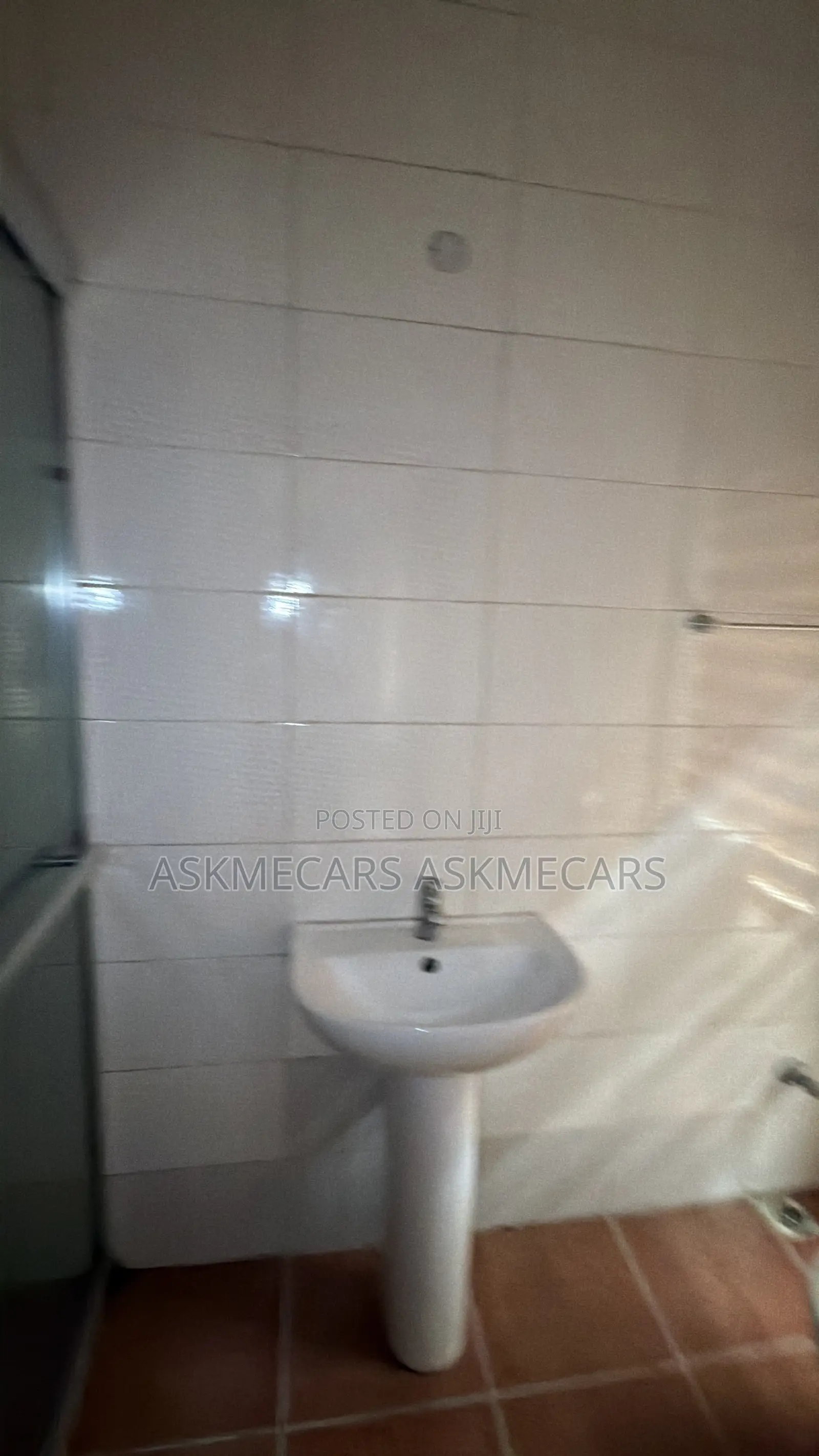 Furnished 3bdrm Apartment in Freedom Way, Lekki Phase 1 for rent