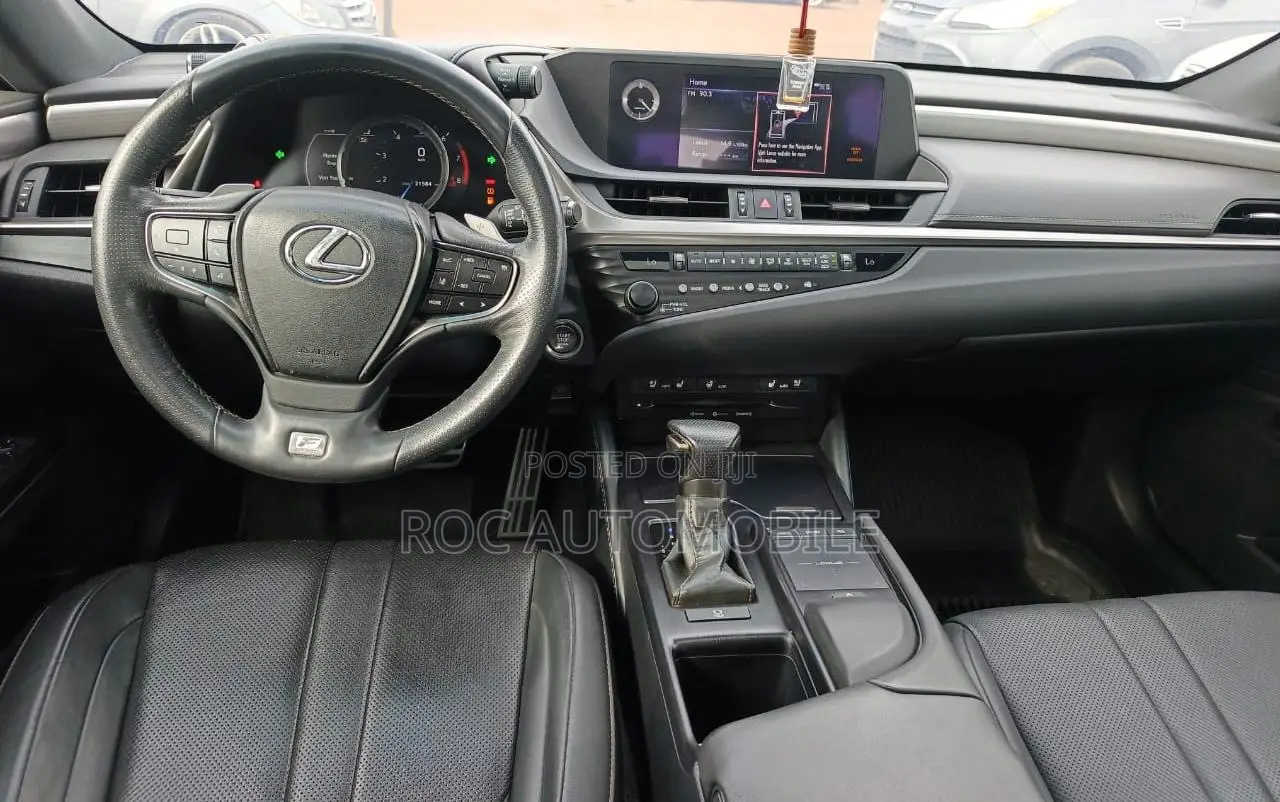 Lexus ES 2021 Gray