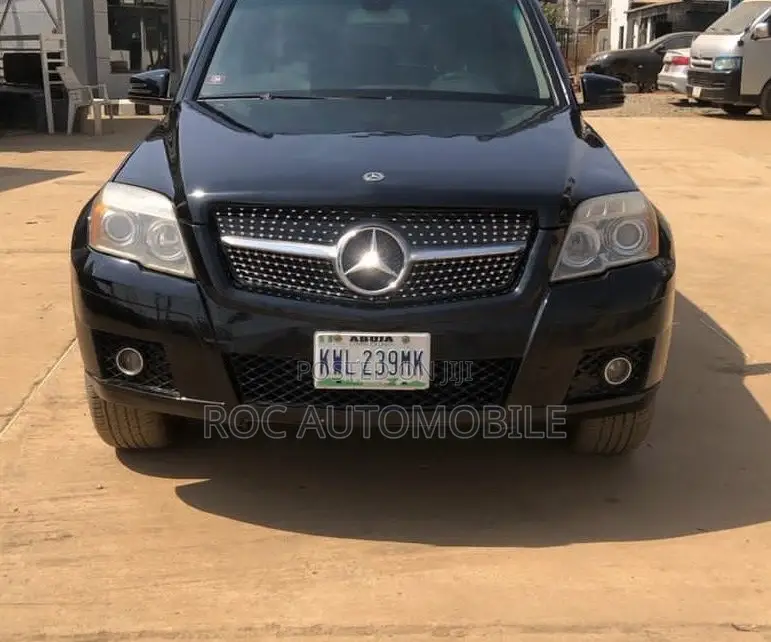Mercedes-Benz GLK-Class 2010 Black