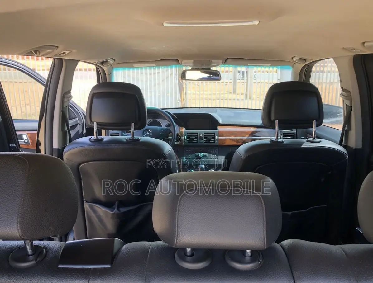 Mercedes-Benz GLK-Class 2010 Black