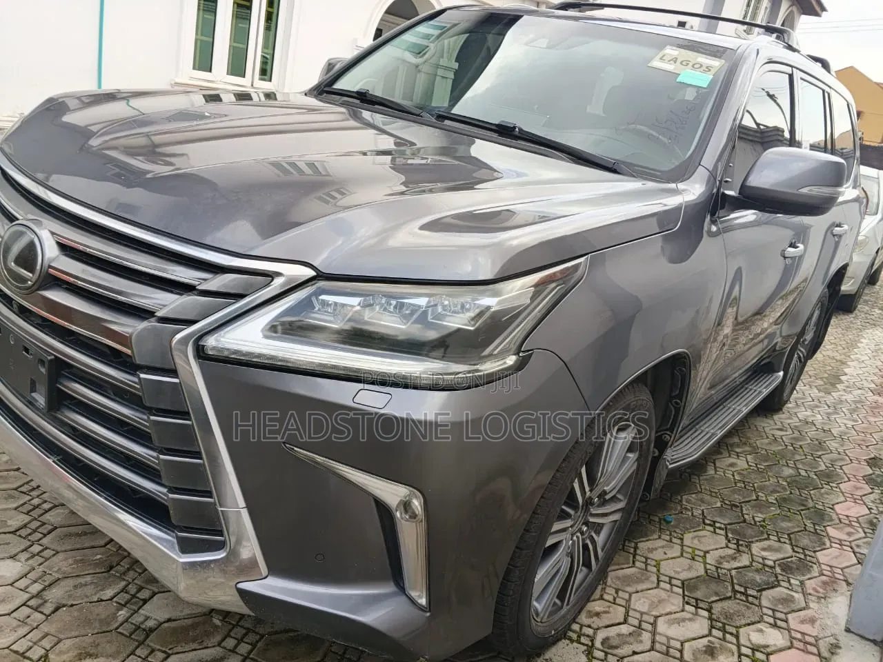 Lexus LX 570 AWD 2016 Gray