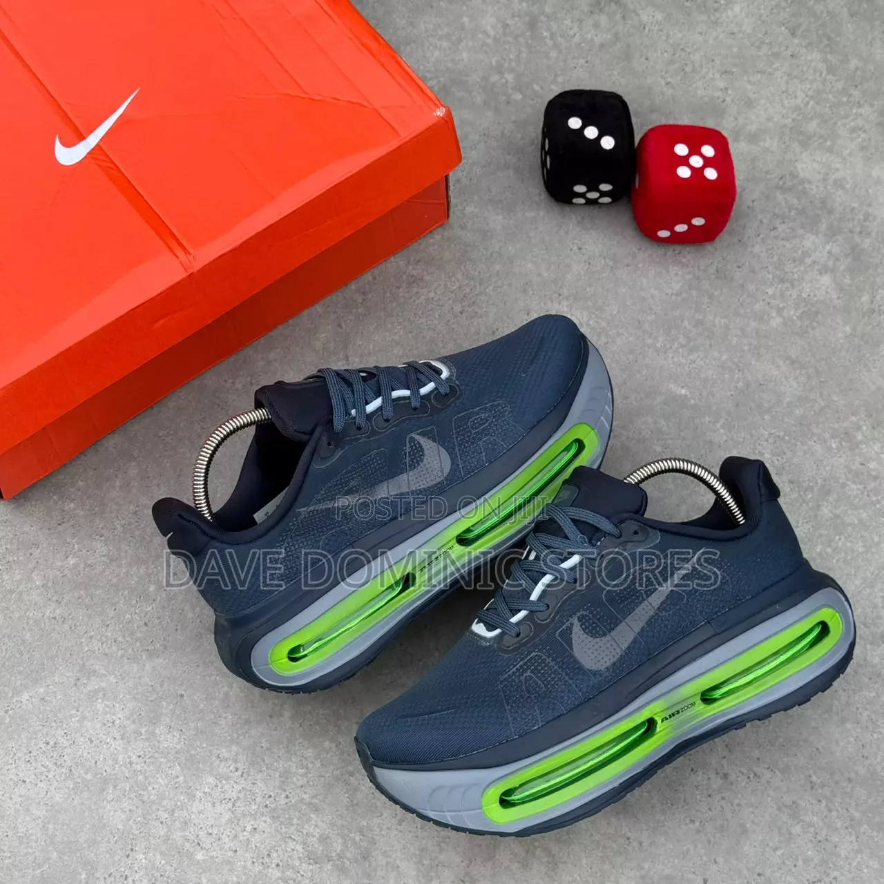 Nike Vomero Sneakers