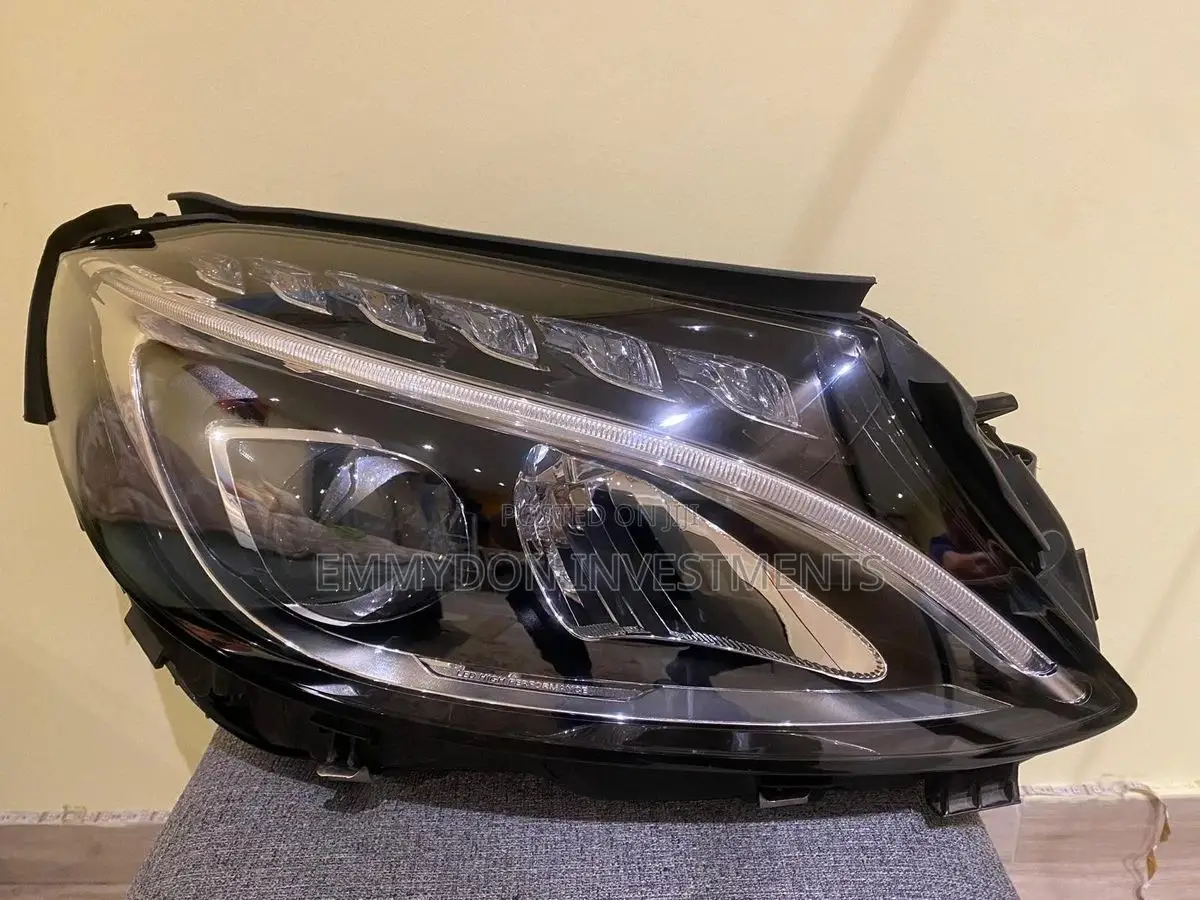Head Lamp C300 2016 Model 205