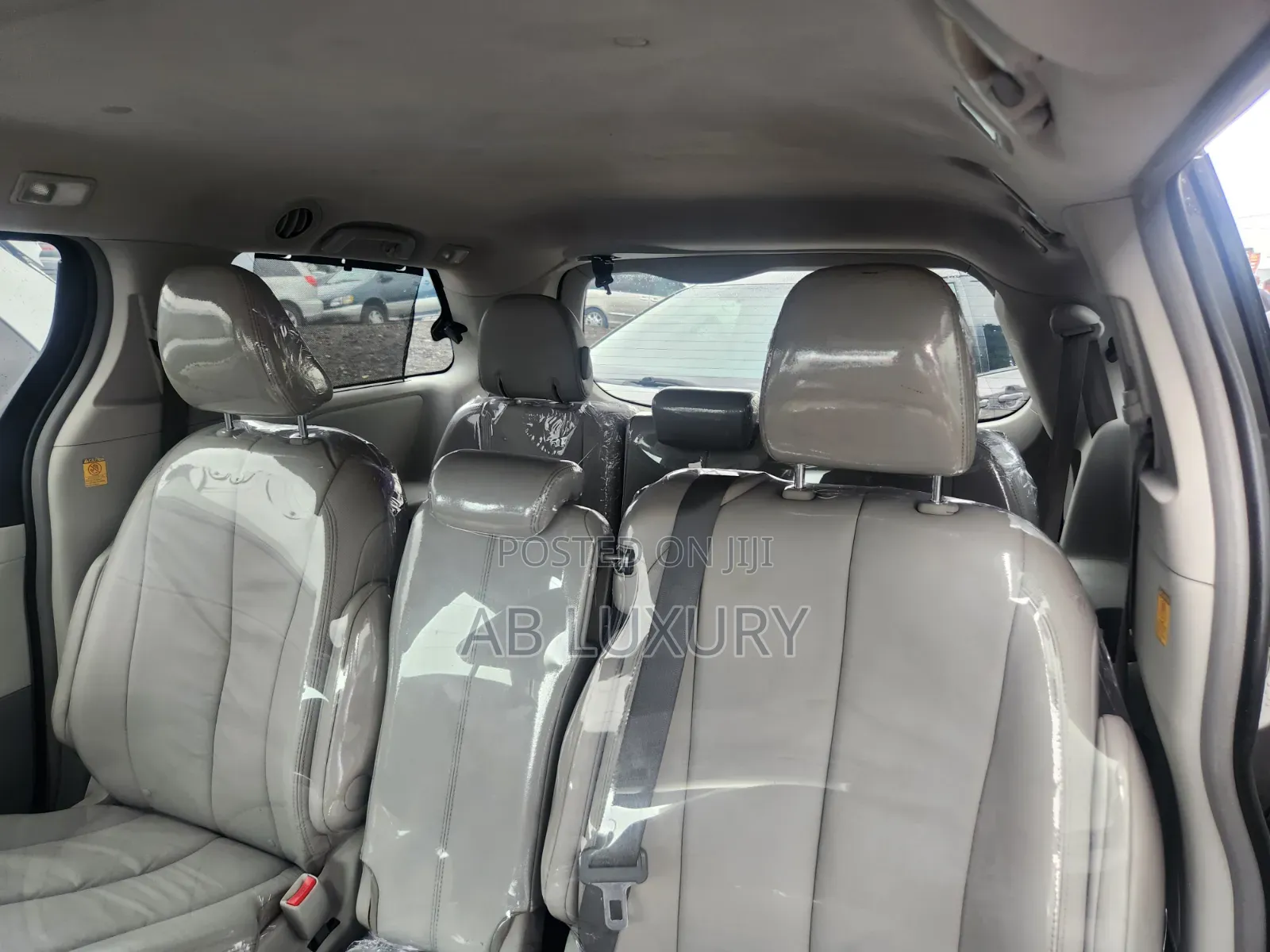Toyota Sienna XLE 7 Passenger 2012 Gray