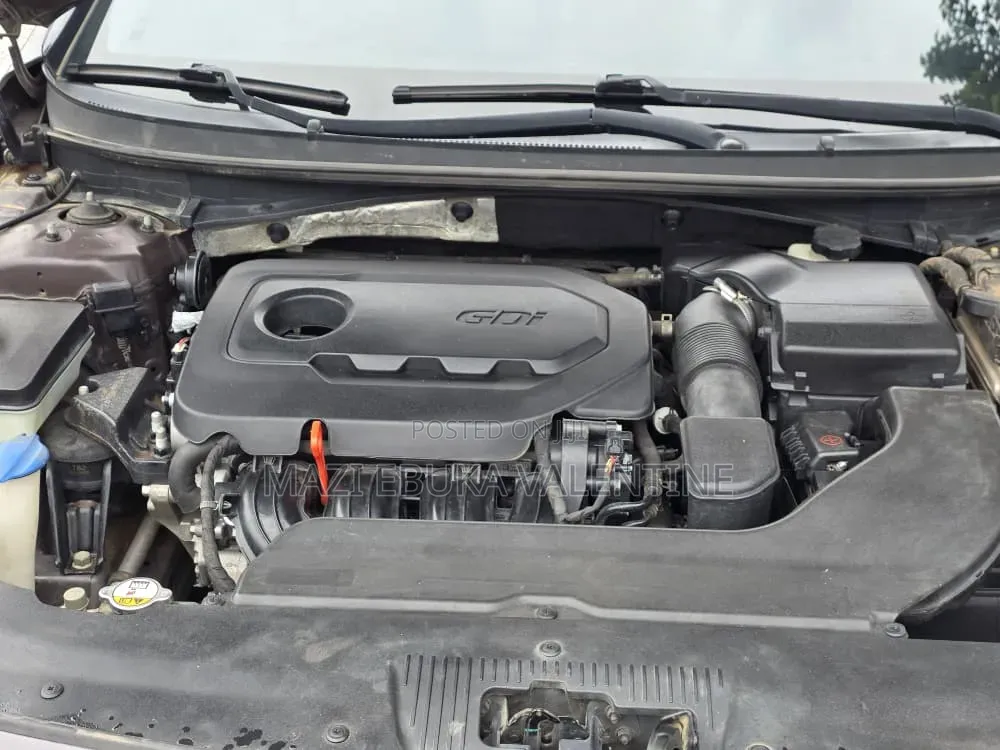 Hyundai Sonata Sport 4dr Sedan (2.4L 4cyl 6A) 2015 Gray