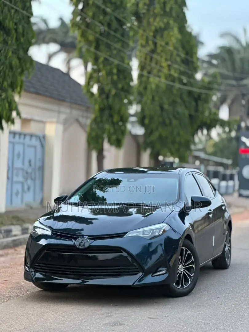 Toyota Corolla 2019 Blue