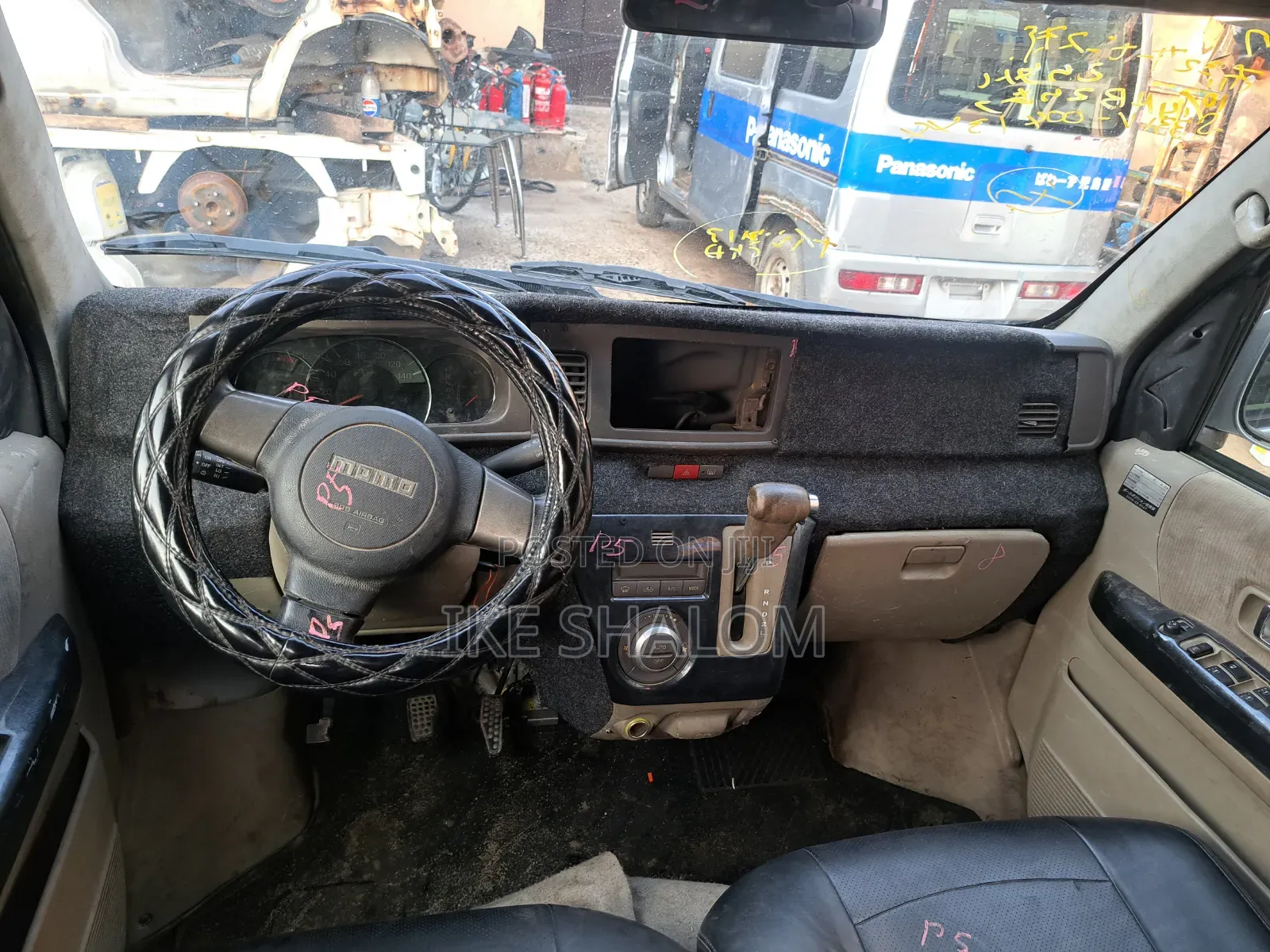 Daihatsu Hijet 2012 Silver