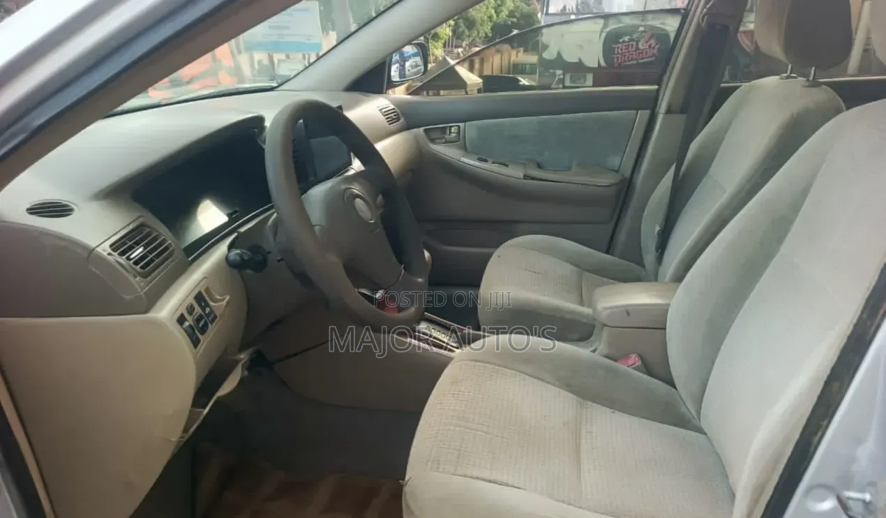 Toyota Corolla LE 2006 Silver