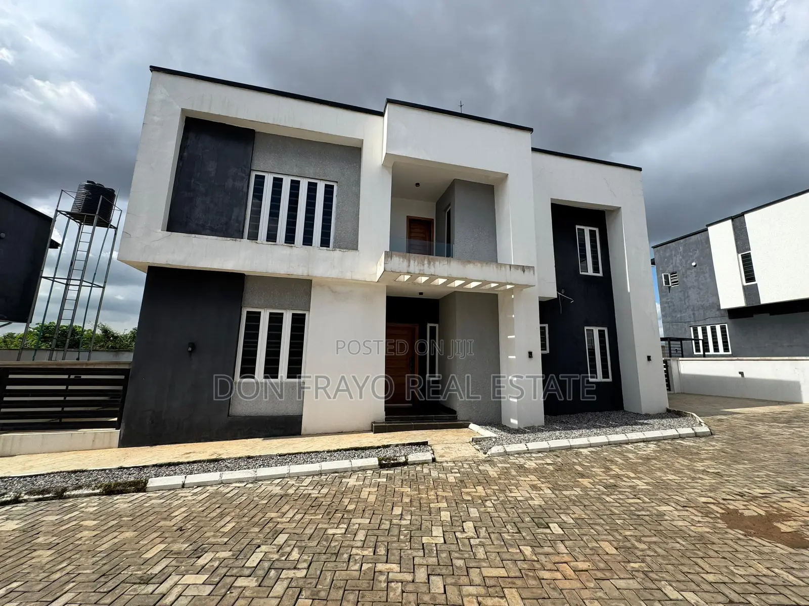 4bdrm Duplex in Carlton Gate Estate for rent