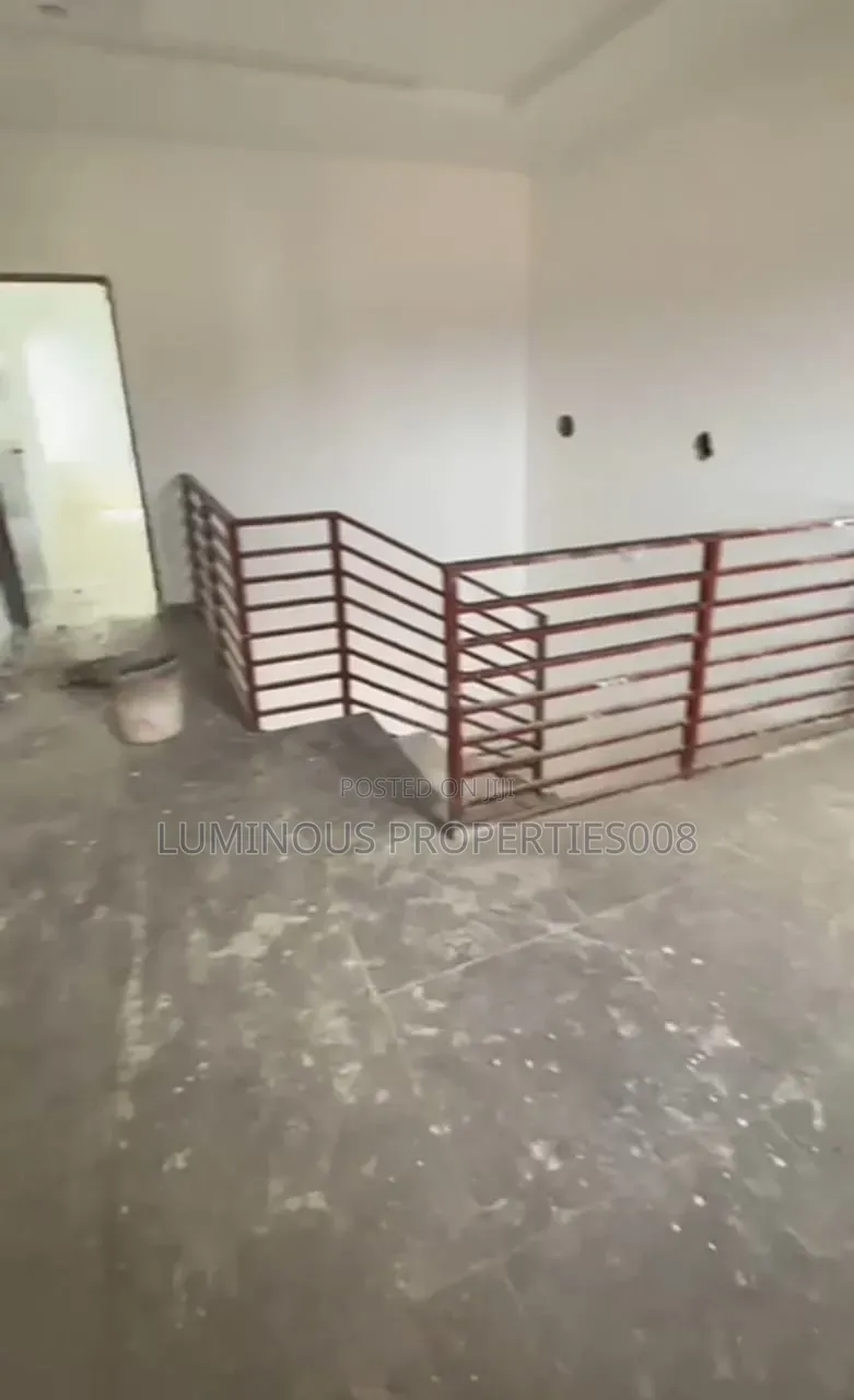 4bdrm Duplex in Tangerine Estate, Gaduwa for sale