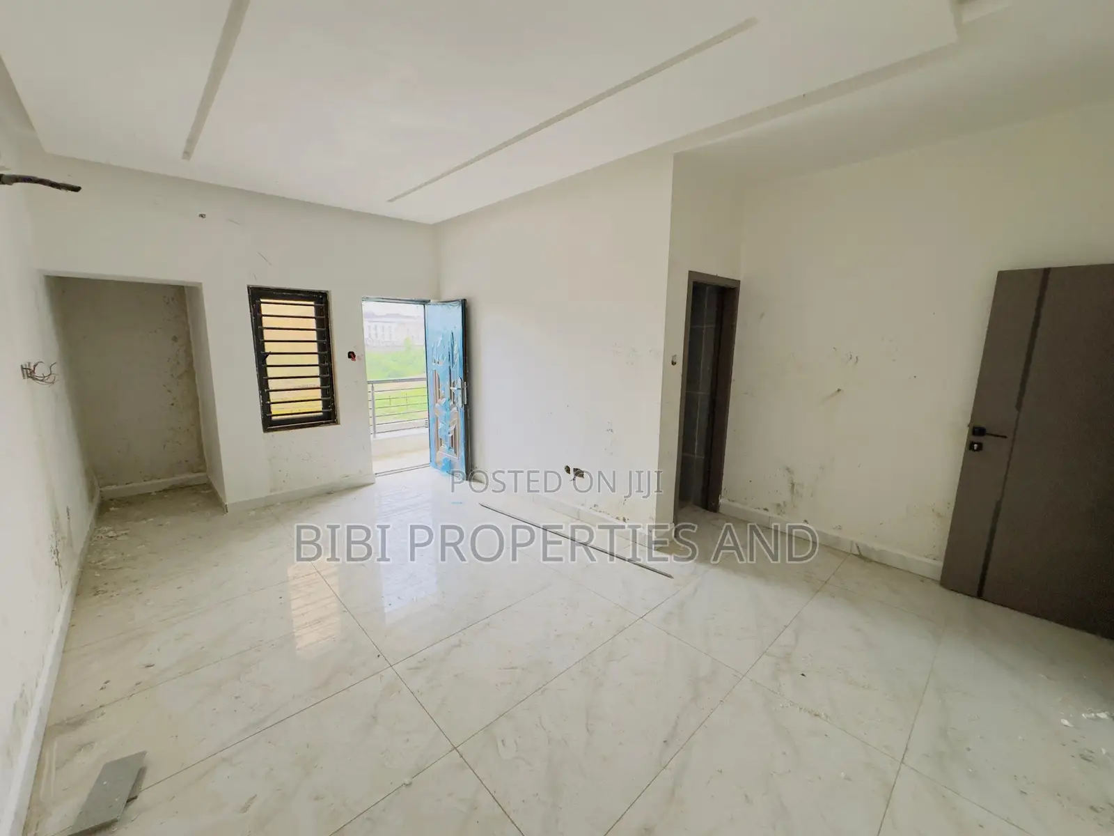 4bdrm Townhouse/Terrace in Kaura for sale