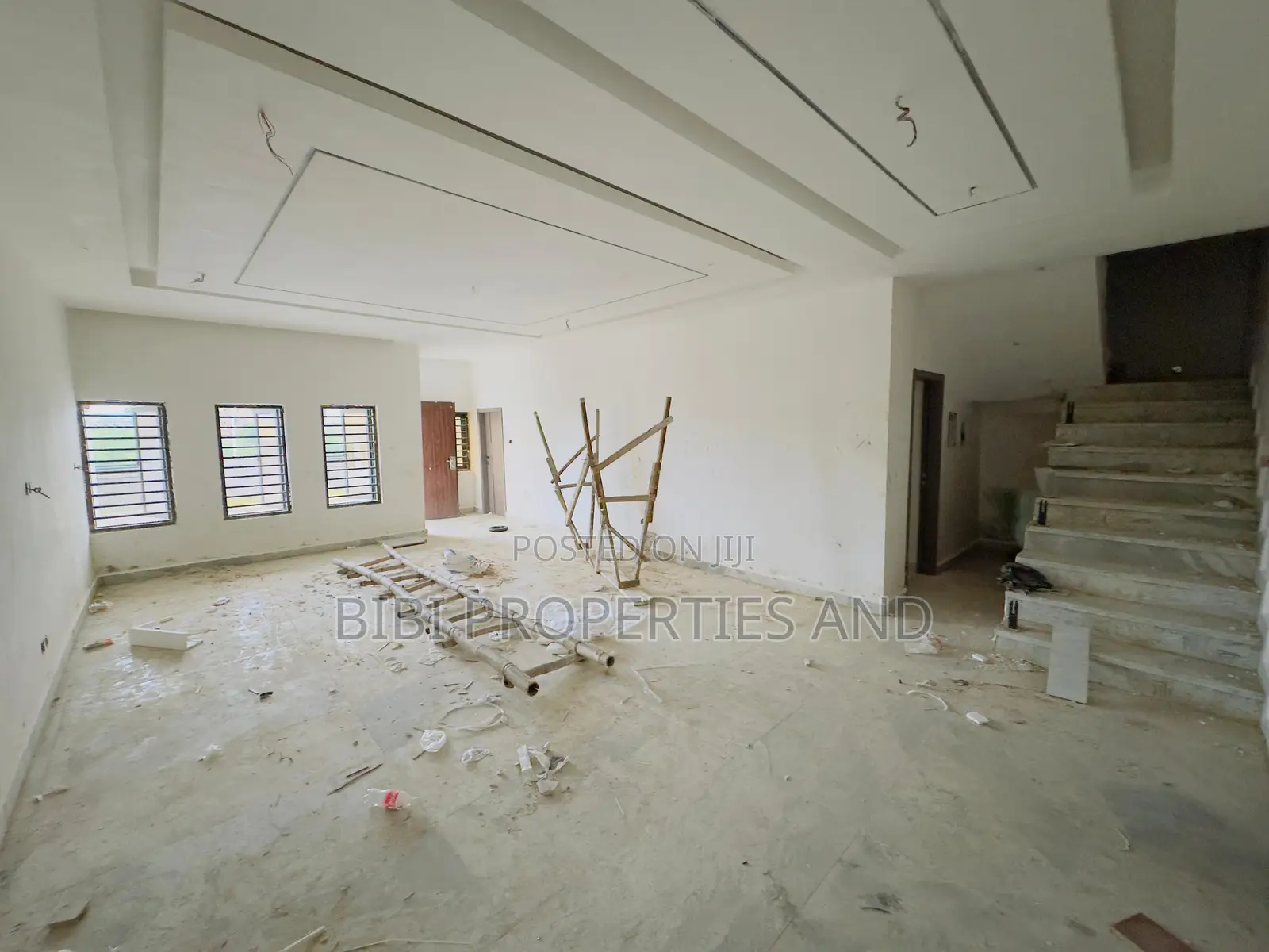 4bdrm Townhouse/Terrace in Kaura for sale