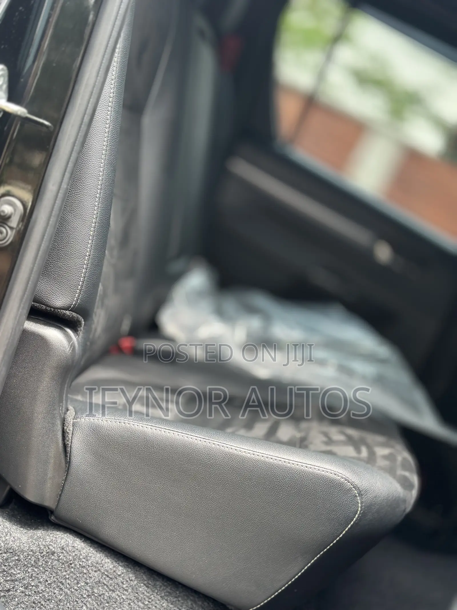 New Toyota Hilux 2024 Black