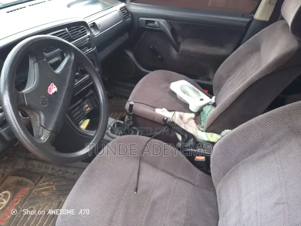Volkswagen Vento 2000 Gray