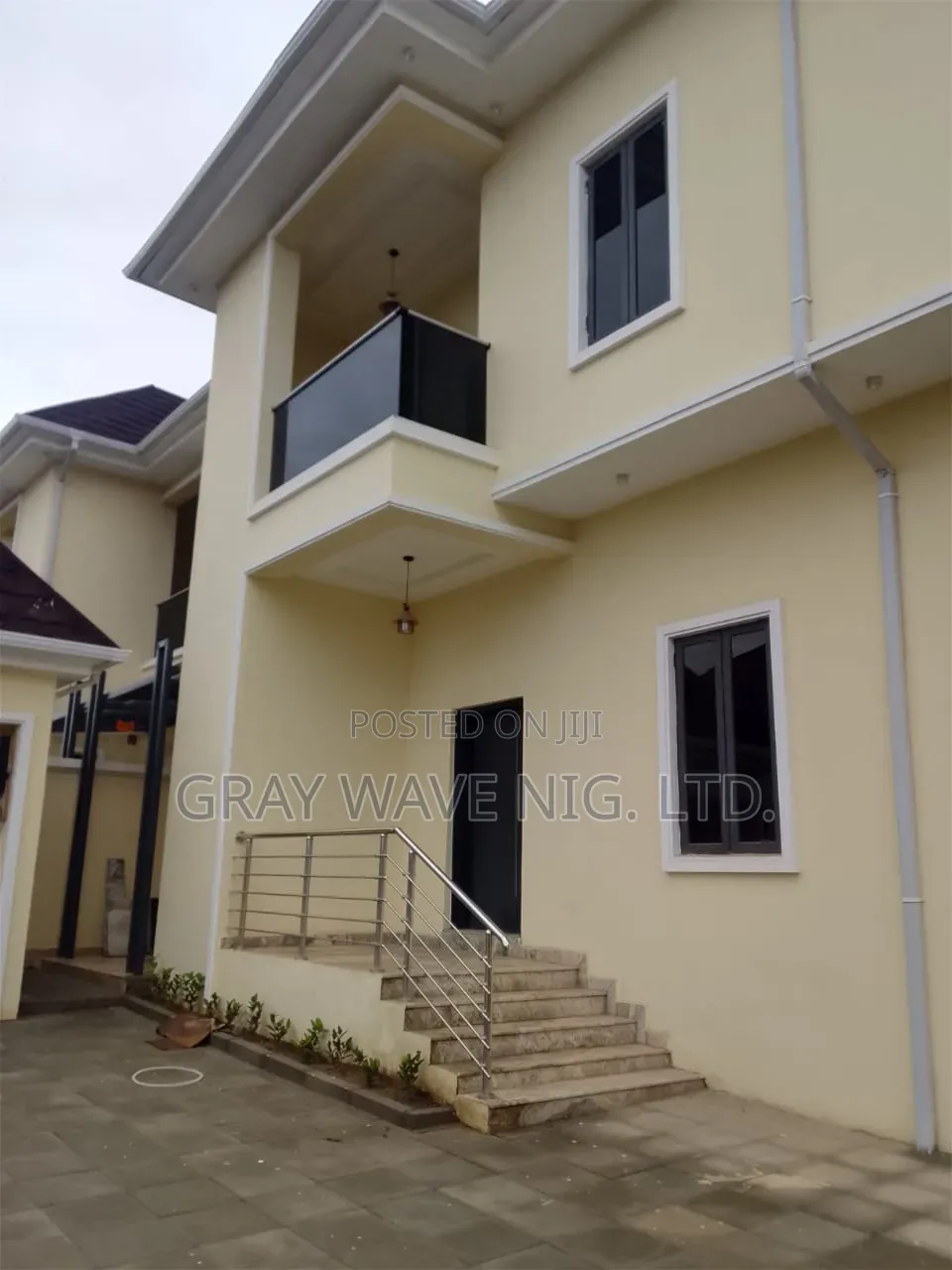 4bdrm Duplex in Galadimawa for sale