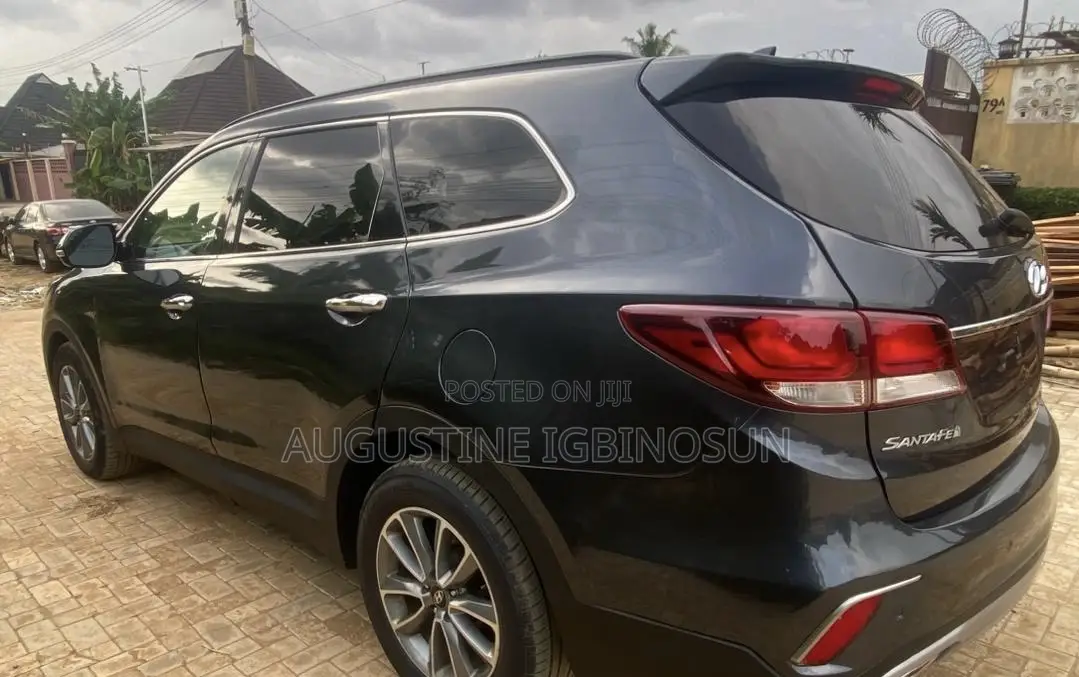 Hyundai Santa Fe 2016 Blue