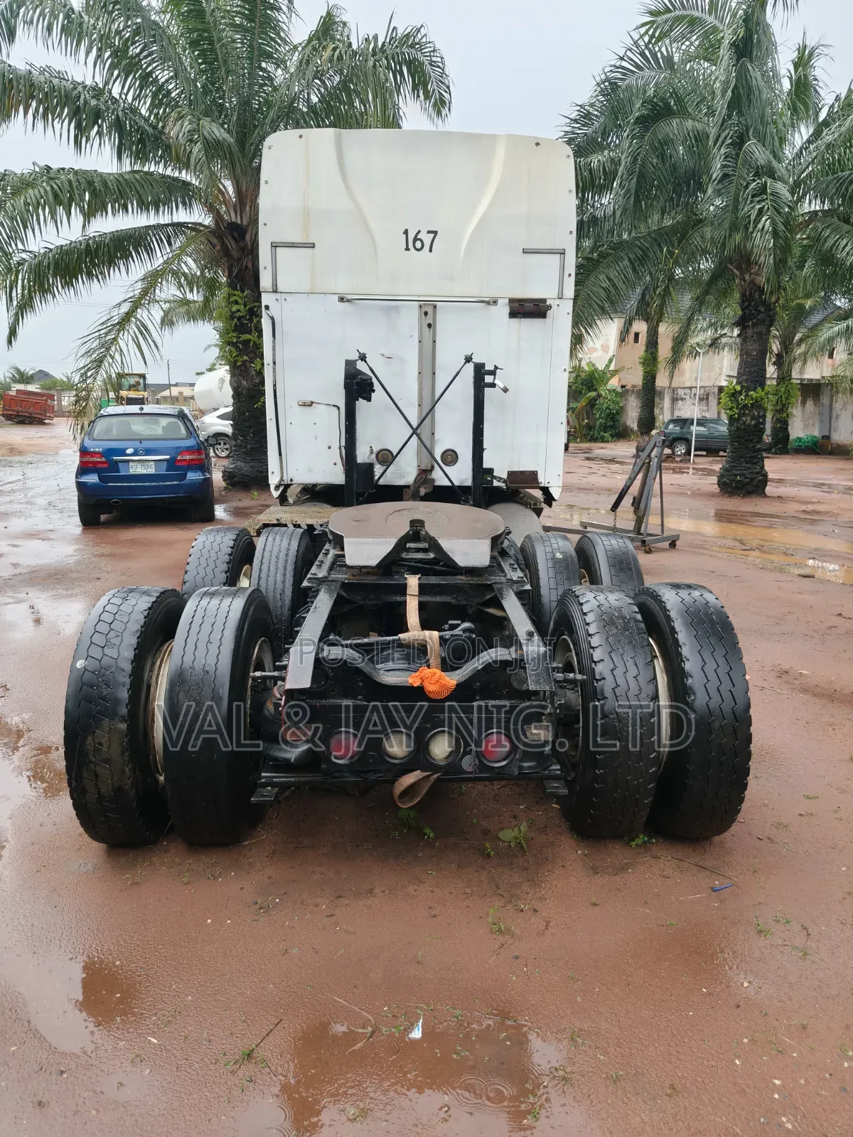 Mack Vision Truck Head - Foreign Use