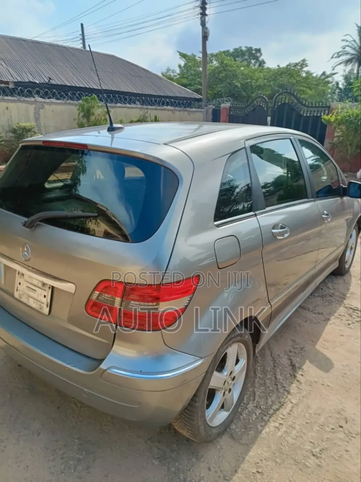 Mercedes-Benz B-Class 2009 Gray