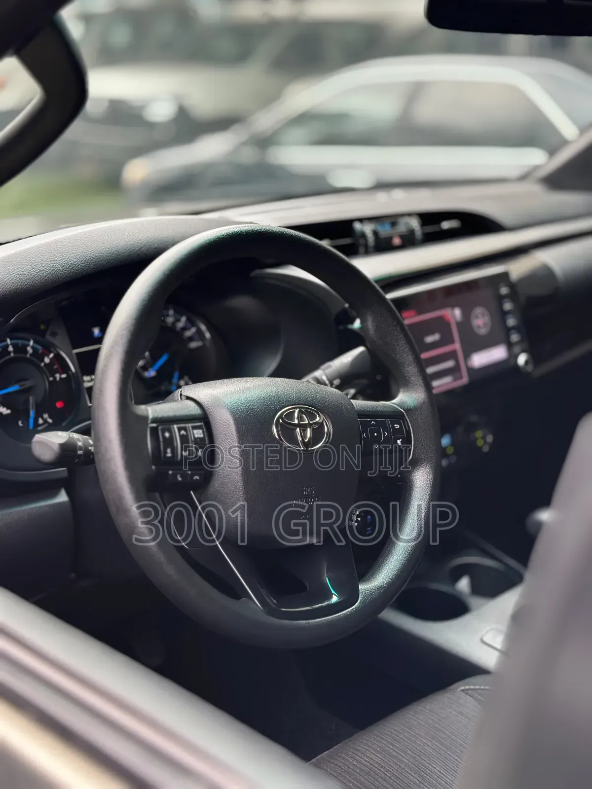 Toyota Hilux 2023 Green