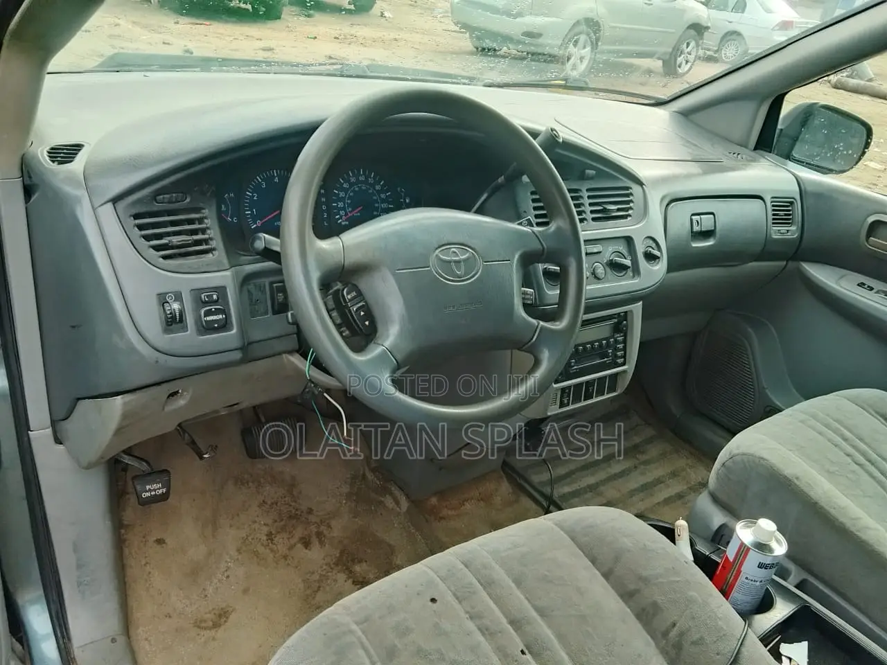 Toyota Sienna 2000 Green