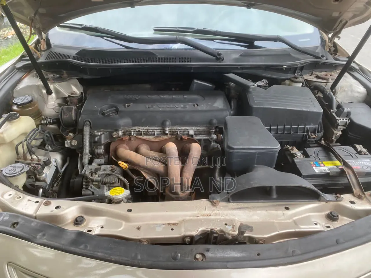 Toyota Camry 2009 Gold
