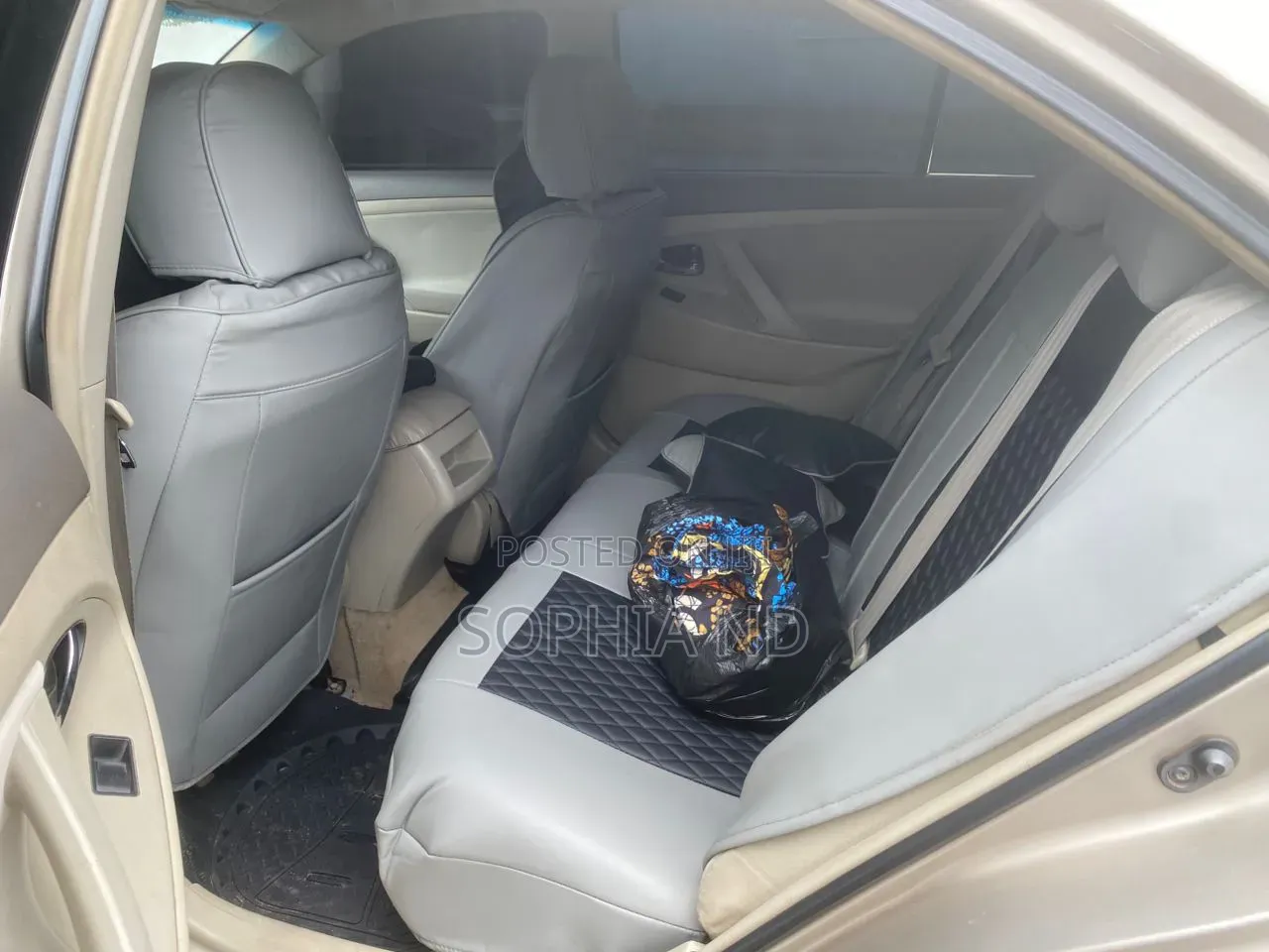 Toyota Camry 2009 Gold