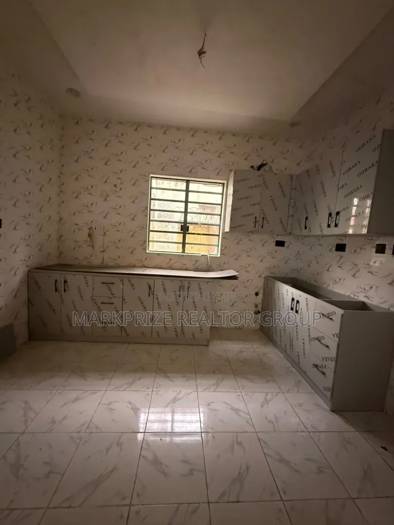 4bdrm Duplex in Gbagada Lagos for sale
