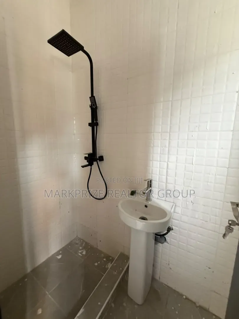 4bdrm Duplex in Gbagada Lagos for sale