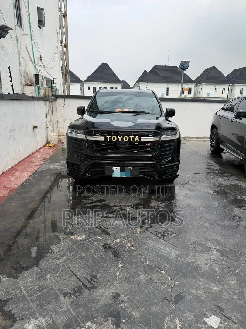 Toyota Land Cruiser 2011 Black
