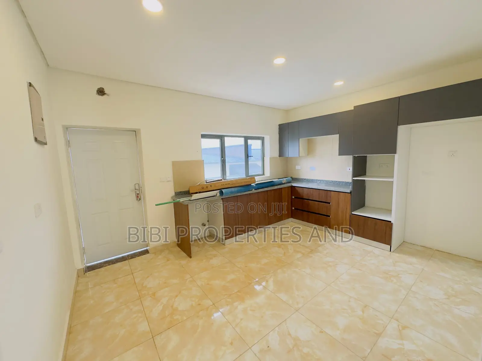 2bdrm Block of Flats in Jahi for sale
