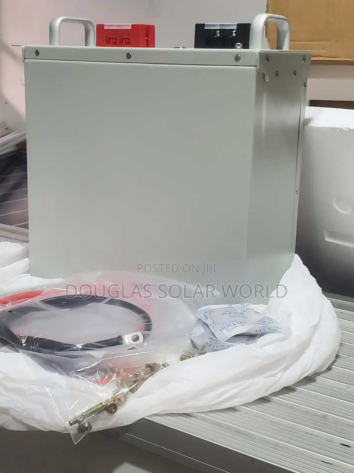 Luxwatt 3kwh 24v (25.6v) Lithium Battery