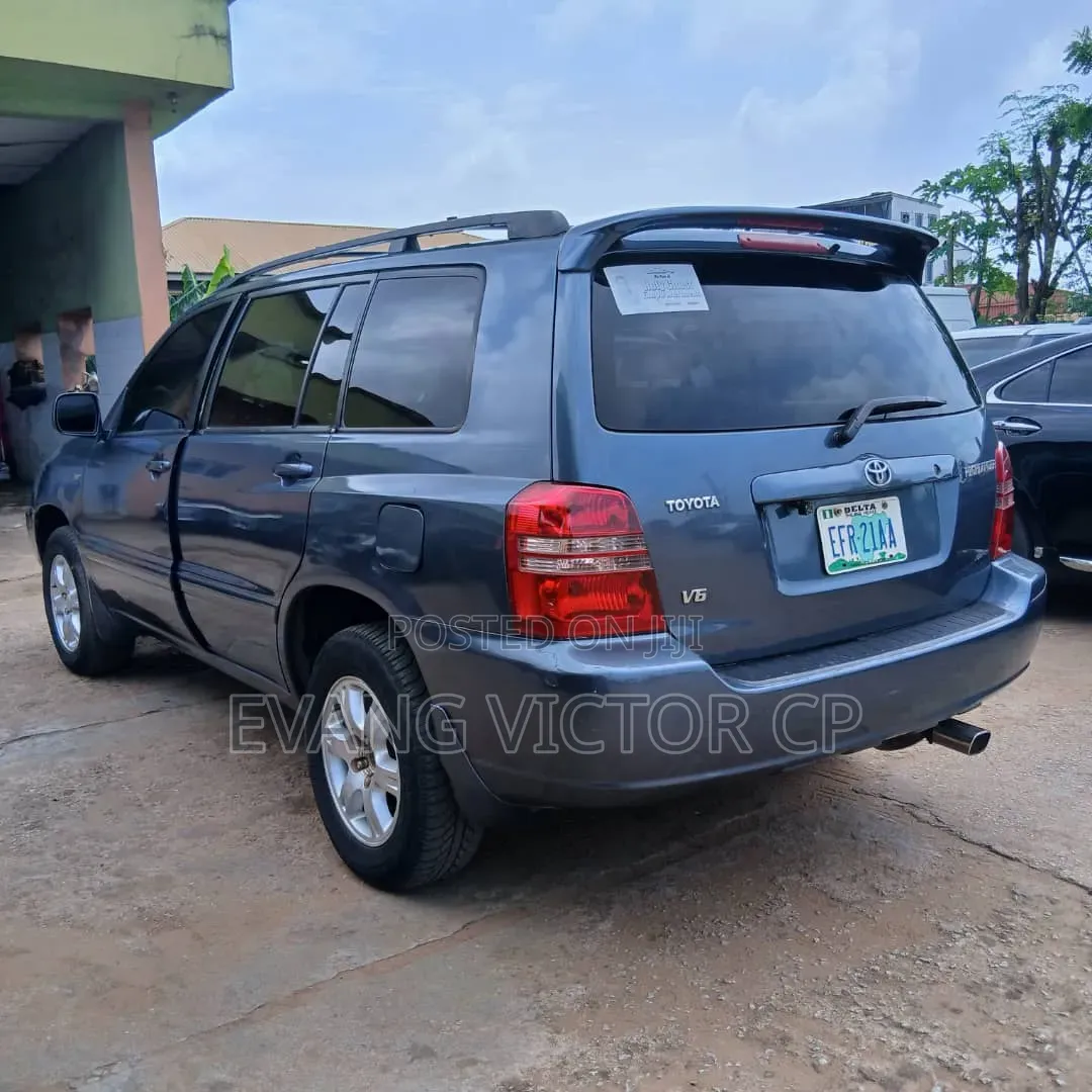 Toyota Highlander V6 AWD 2002 Blue