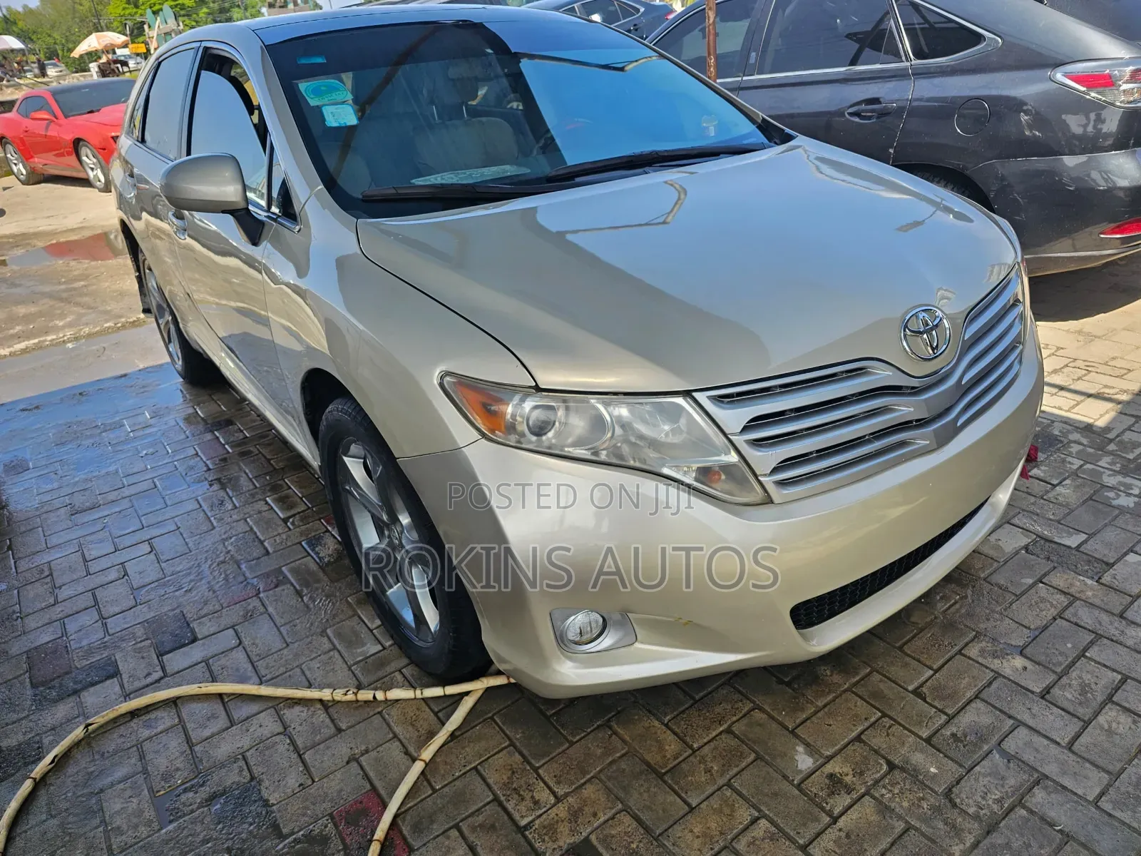 Toyota Venza 2010 Gold