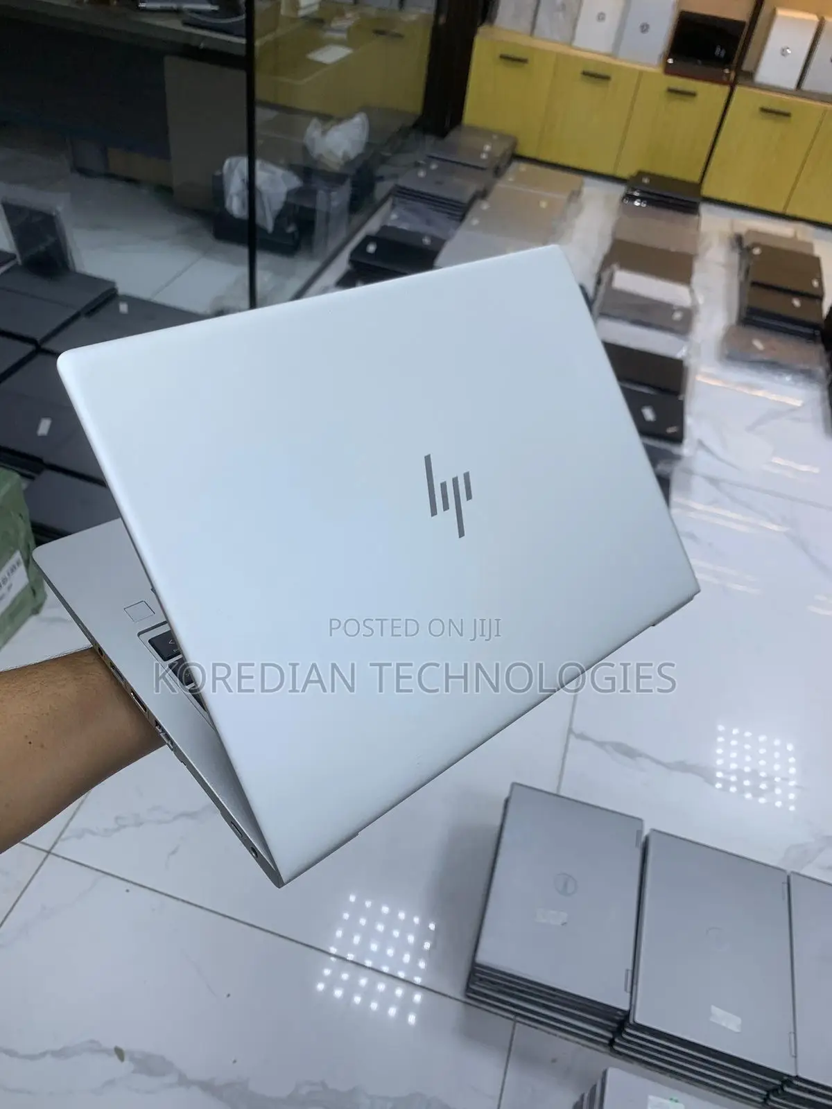 New Laptop HP EliteBook 840 G10 16GB Intel Core i5 SSD 512GB