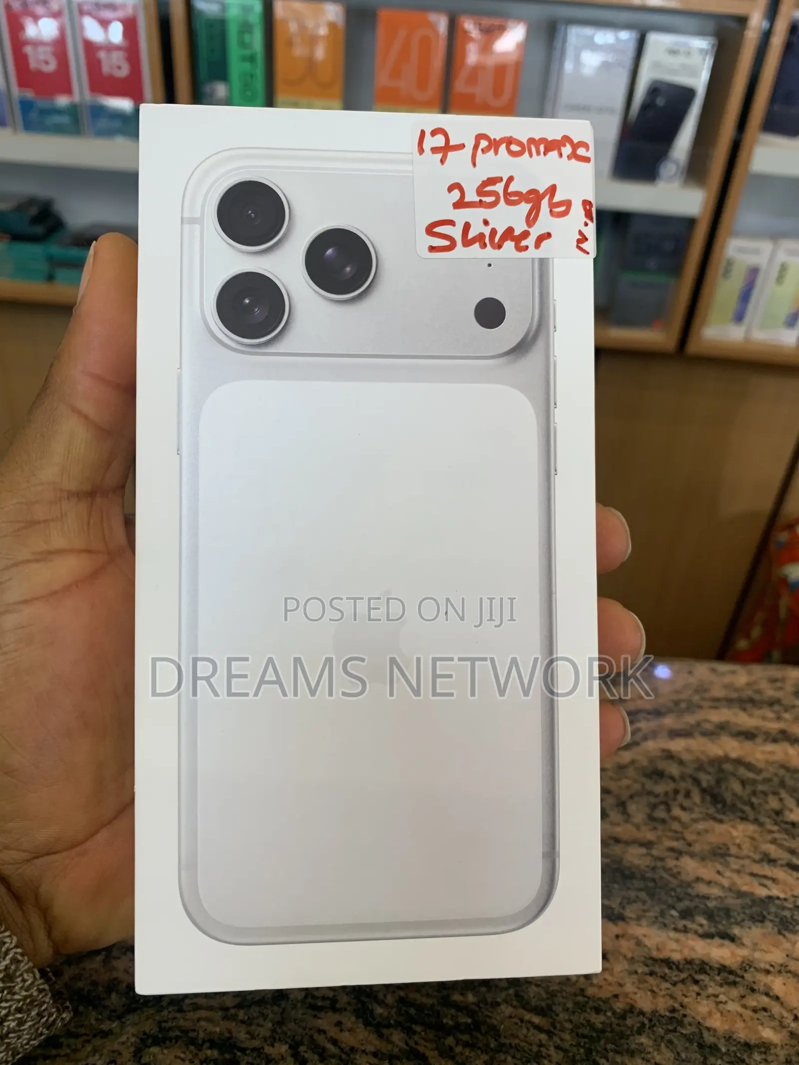New Apple iPhone 17 Pro Max 256 GB Silver