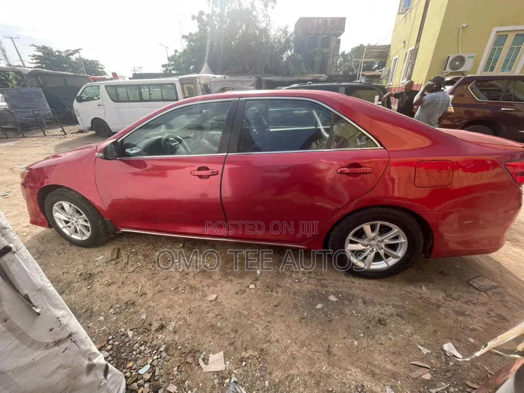 Toyota Camry L 4dr Sedan (2.5L 4cyl 6A) 2013 Red