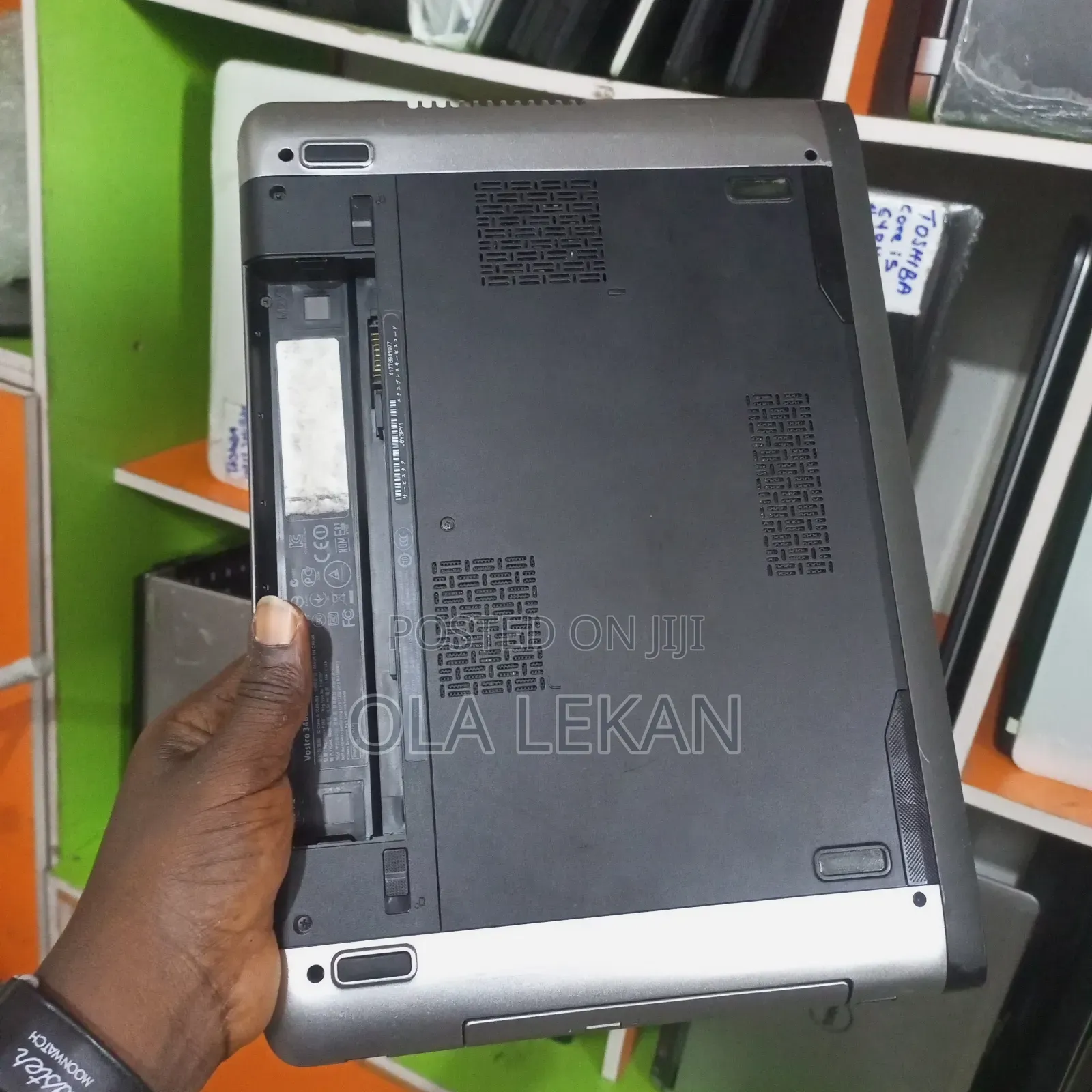 Laptop Dell Vostro 3460 4GB Intel Core i3 HDD 320GB
