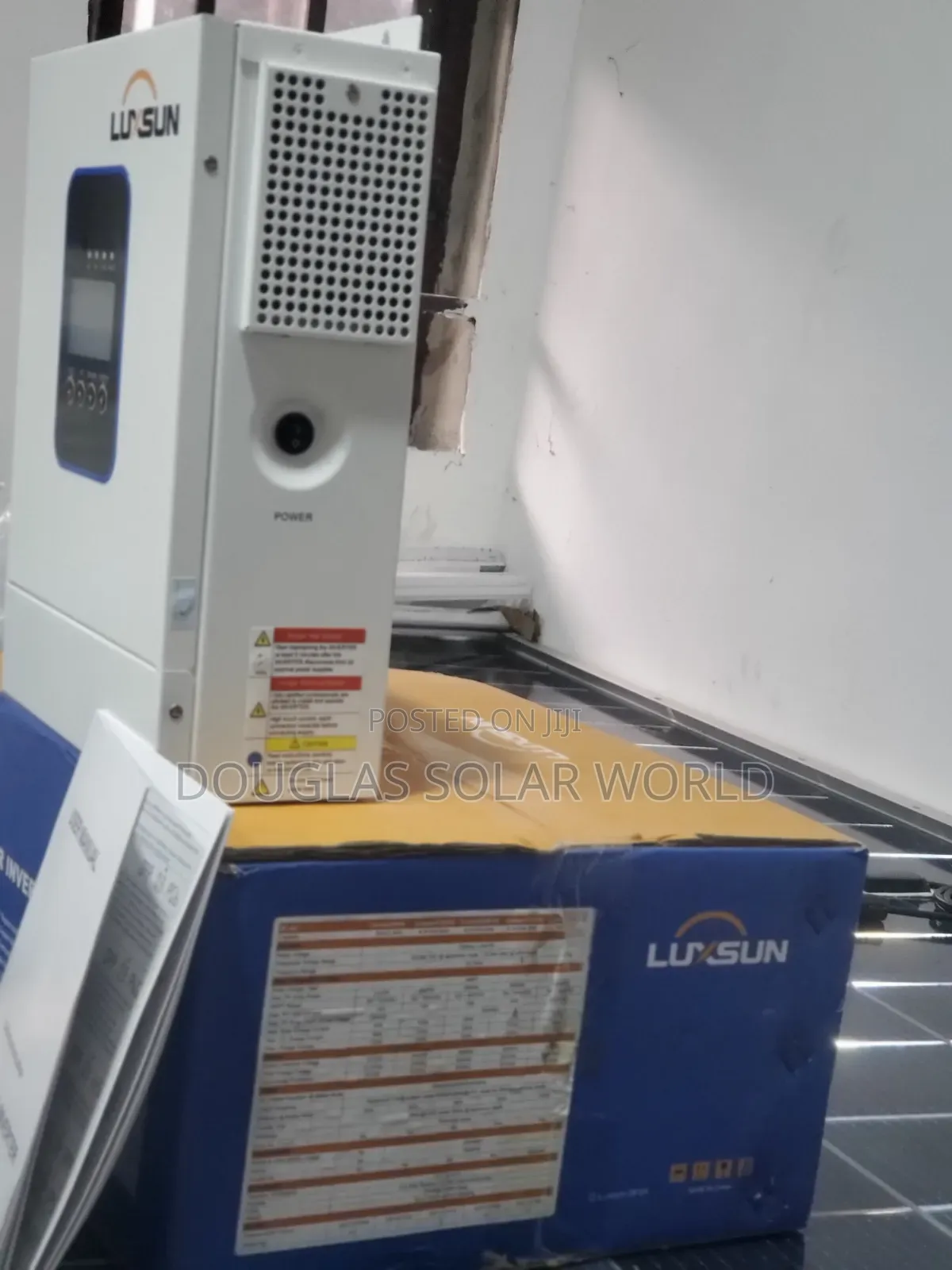 Luxsun 2kva 12v Hybrid Solar Inverter