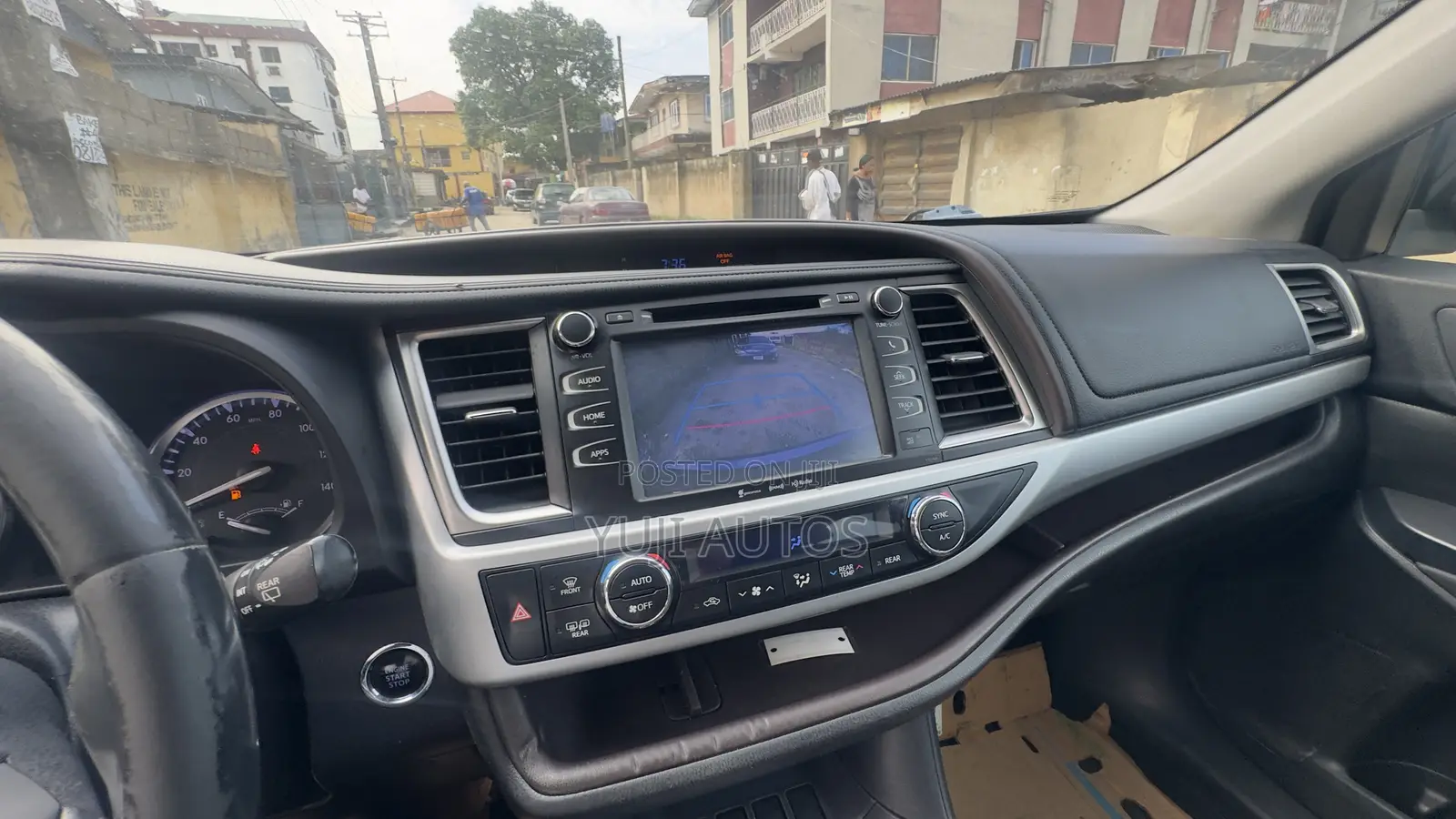 Toyota Highlander XLE V6 4x2 (3.5L 6cyl 6A) 2016 Blue