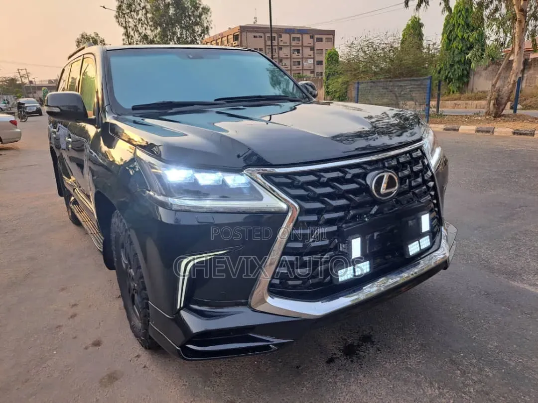 Lexus LX 570 AWD 2013 Black