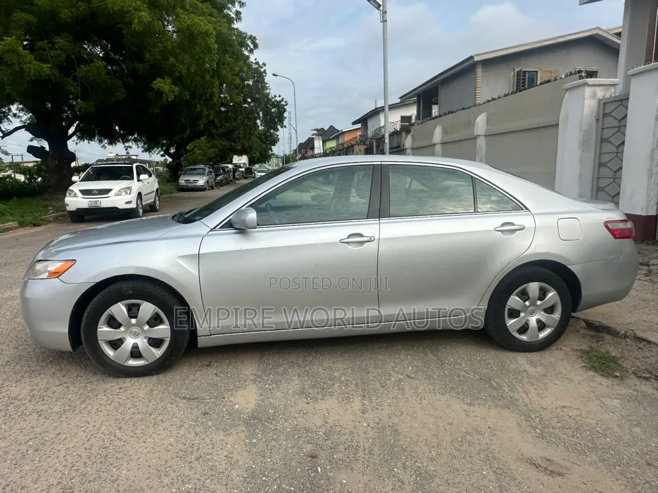 Toyota Camry LE 4dr Sedan (2.4L 4cyl 5A) 2009 Silver